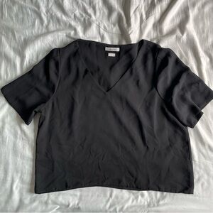 Aritzia BABATON Randy Black Matte Satin V-Neck Cropped Blouse, Size L